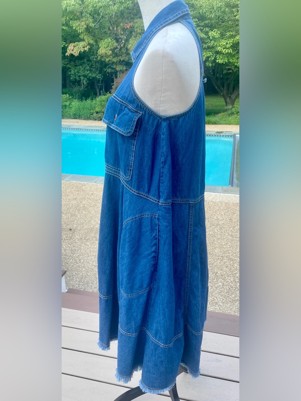 Anthropologie Pilcro Sleeveless Halter Swing
Midi Dress. Medium. Great Condition - Picture 4 of 6